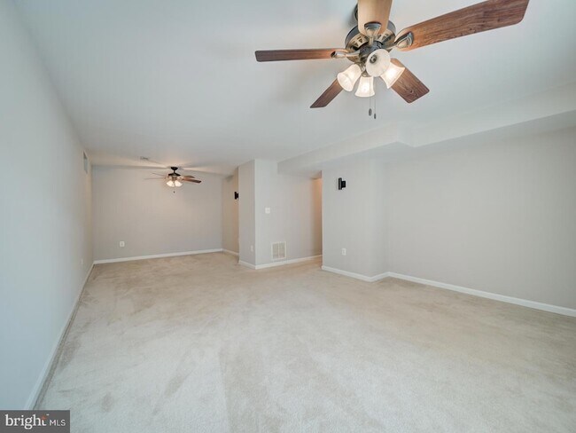 Building Photo - 6311 Hot Spring Ln