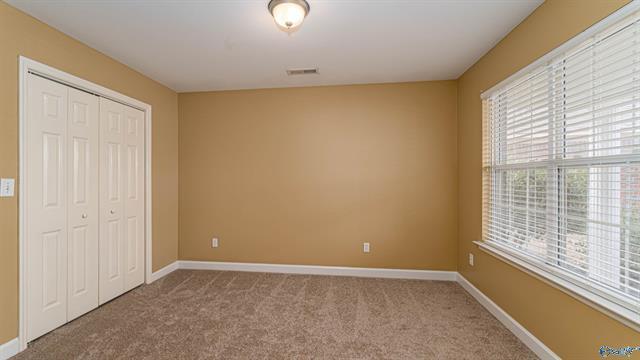 Building Photo - 5311 Frankford Dr SE