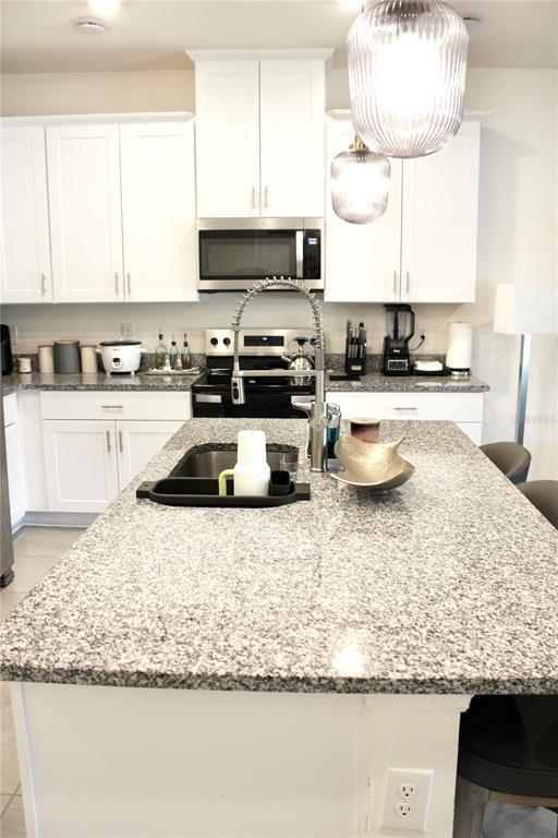 Building Photo - 4461 Small Creek Rd