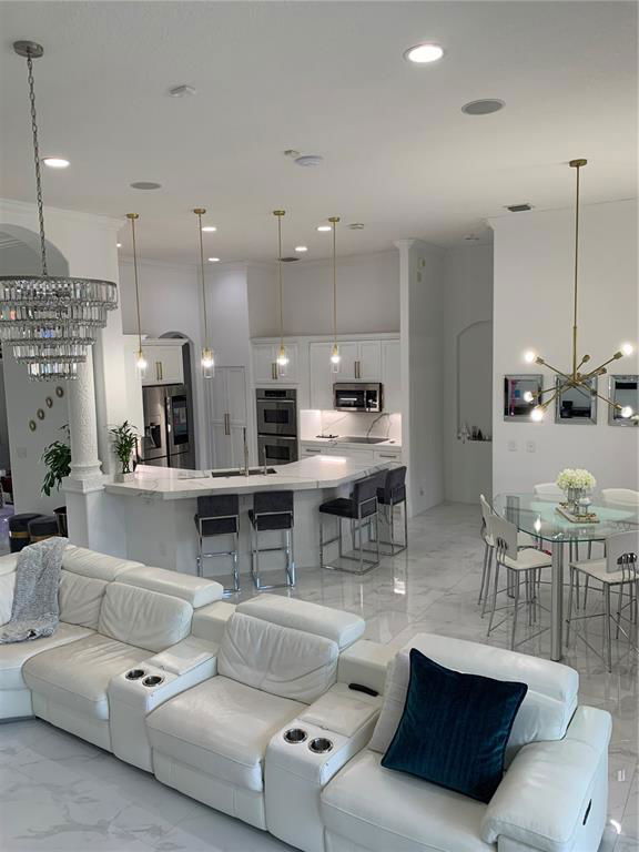 Building Photo - 6013 NW 56th Dr