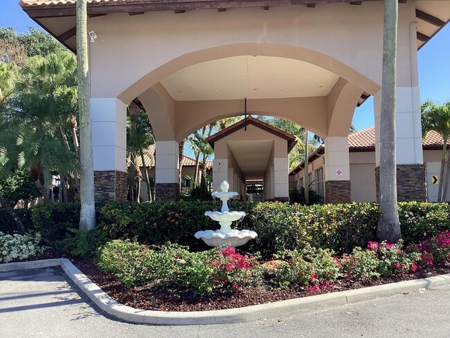 Building Photo - 20970 Vía Oleander