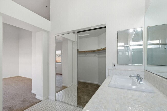 Building Photo - Desirable North Napa 3 Bed Single-Family Home