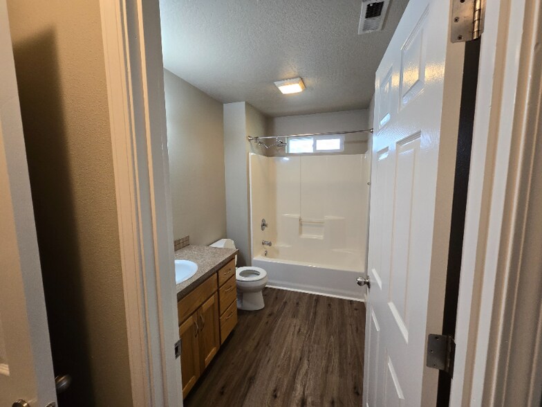 Building Photo - 4173 Glacier View Dr