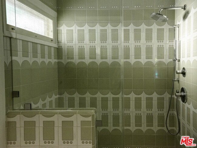 Building Photo - 1080 Acanto Pl