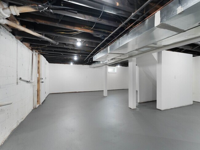 Building Photo - Newly Renovated 4-Bedroom, 2-Bath Home for Rent in Magnolia | Modern Updates & Spacious Yard