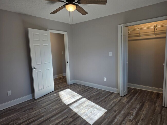 Building Photo - 6108 Ramsey Rd