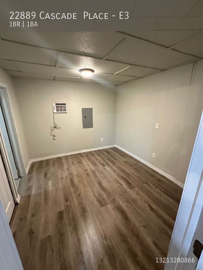 Building Photo - 22889 Cascade Pl
