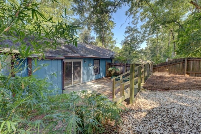 Building Photo - 1825 Meriadoc Rd