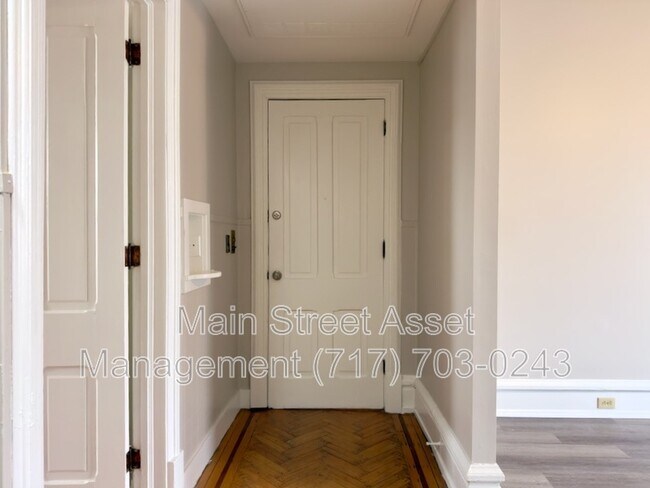 Building Photo - 2011 N 3rd St