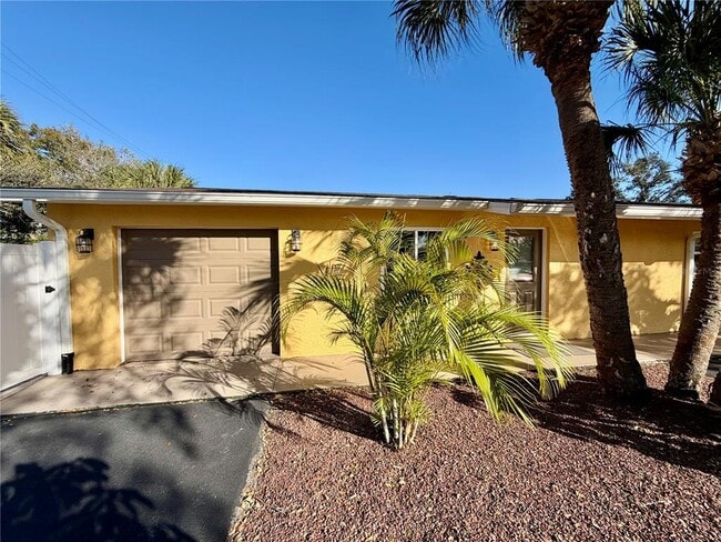 Building Photo - 225 70th St N