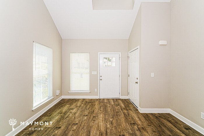 Building Photo - 240 Willowridge Ln