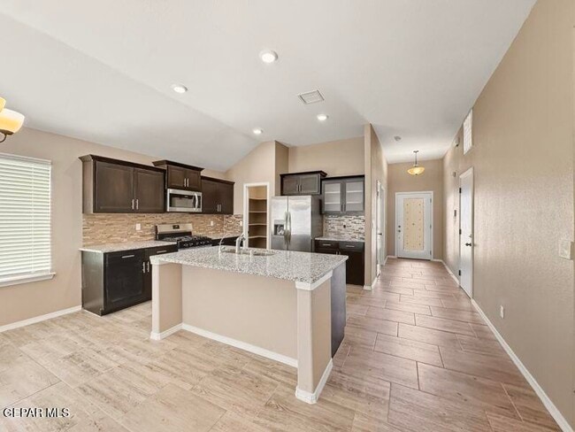 Building Photo - 14824 Tierra Eliana Ave