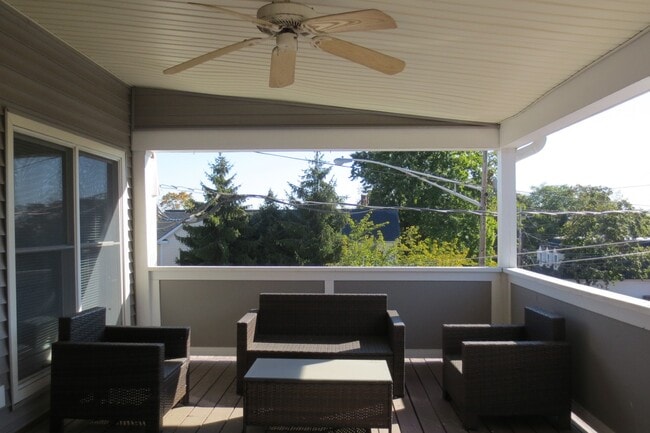 Building Photo - 56 S Finley Ave