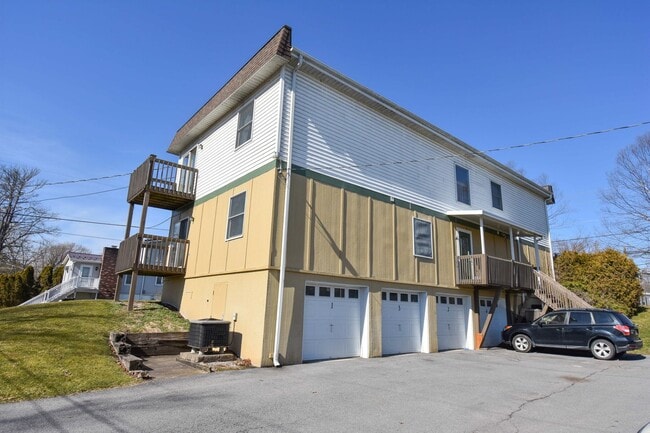 Building Photo - 303 E Central Ave