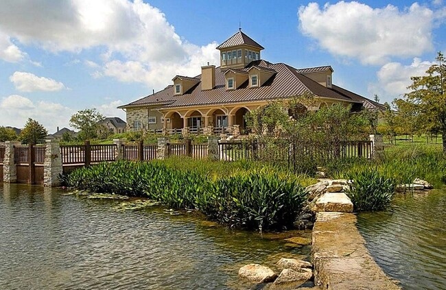 Building Photo - 28514 Hayden Park Dr