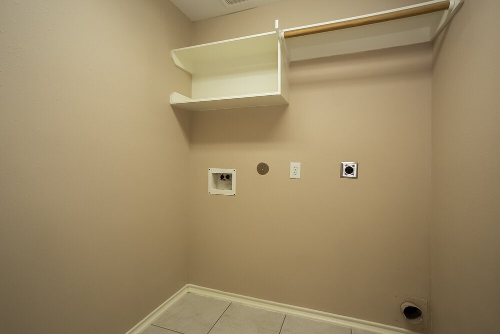 Building Photo - 6402 Bright Falls Ln