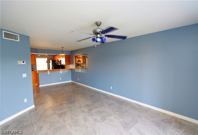 Building Photo - 1305 Mainsail Dr