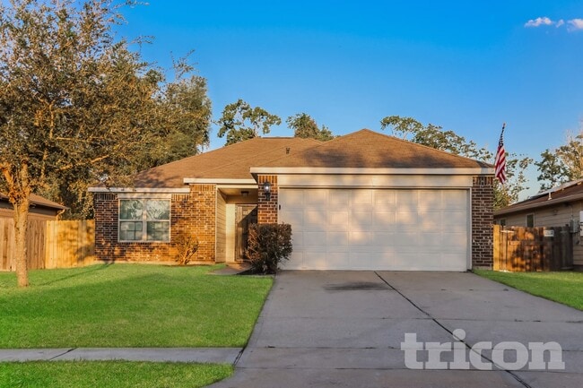 Building Photo - 110 N Golden Oak Dr