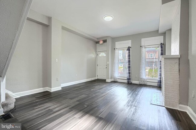 Building Photo - 2917 Clifton Ave