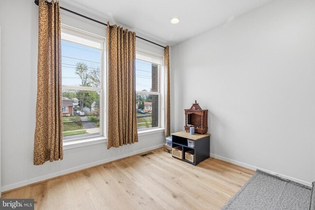 Building Photo - 5104 Randolph Rd