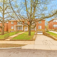 Building Photo - 8241 Delmar Blvd