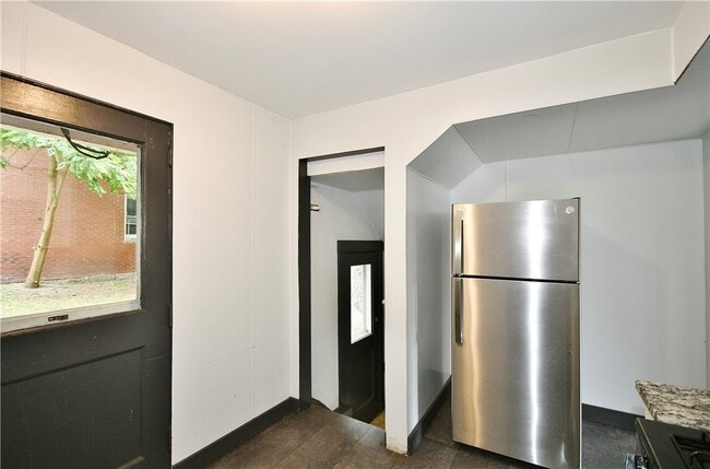 Building Photo - 1404 Marlboro Ave