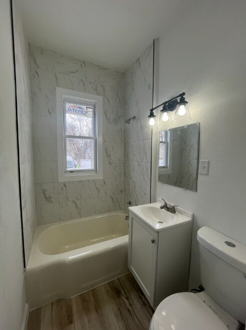 Building Photo - 2619 N 33rd St