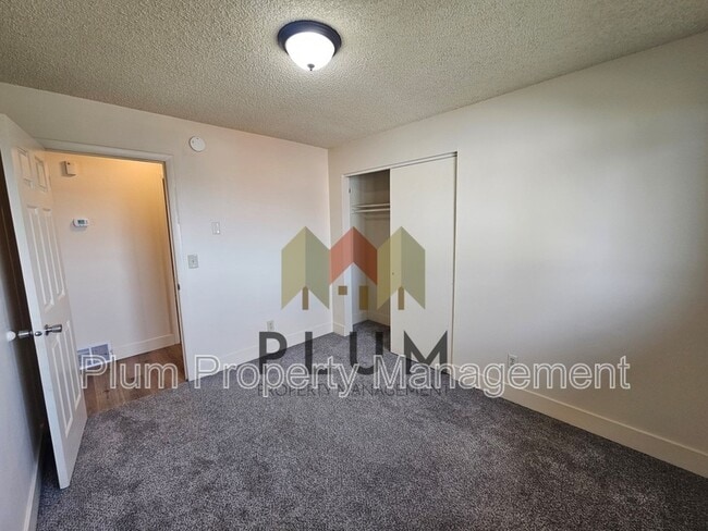 Building Photo - 5602 Bridger Ct