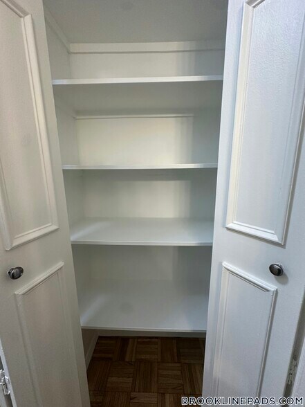 Building Photo - 185 Freeman St