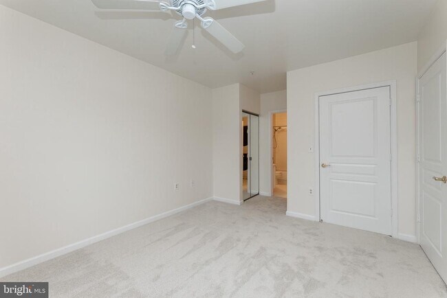 Building Photo - 2204 Westcourt Ln