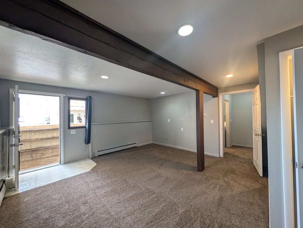 Building Photo - 9533 W Alameda Ave