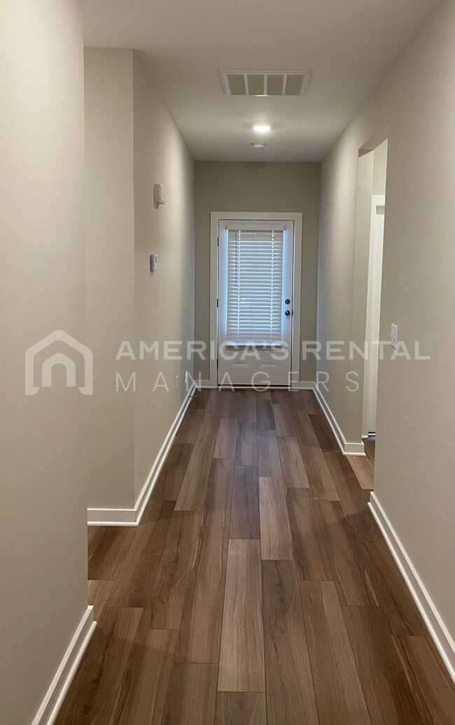 Building Photo - MOVE IN SPECIAL!! Home for Rent in Jasper, AL!!! AVAILABLE NOW!! Sign a 13 Month Lease by 7/15/26...