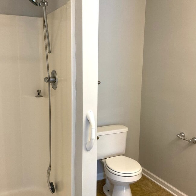 Building Photo - Home with 3 Bedrooms, 2 Baths with 2 Car G...