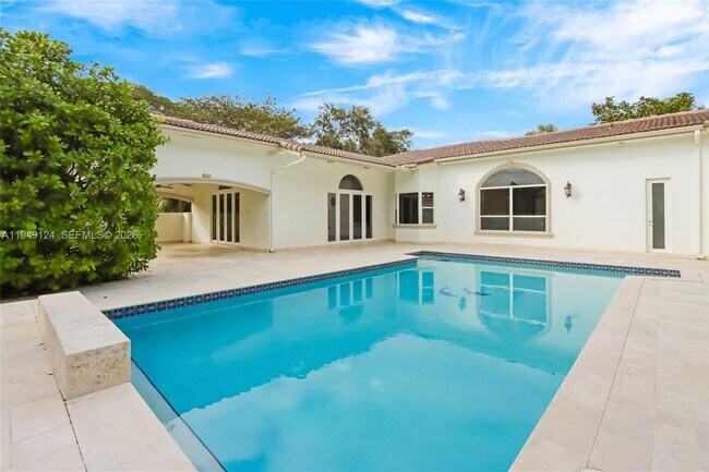 Building Photo - 8480 SW 98th St