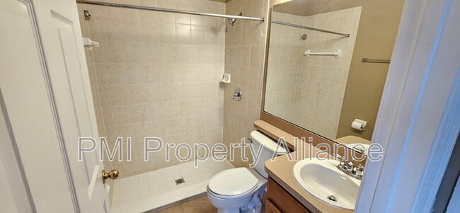 Building Photo - 4745 Walnut Ridge Dr