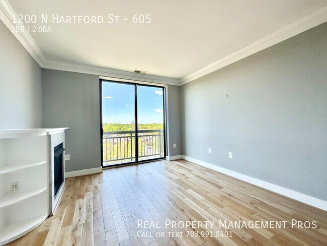 Building Photo - 1200 N Hartford St