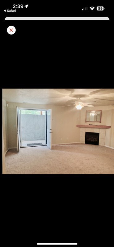 Building Photo - 3395 Hunter Village Dr