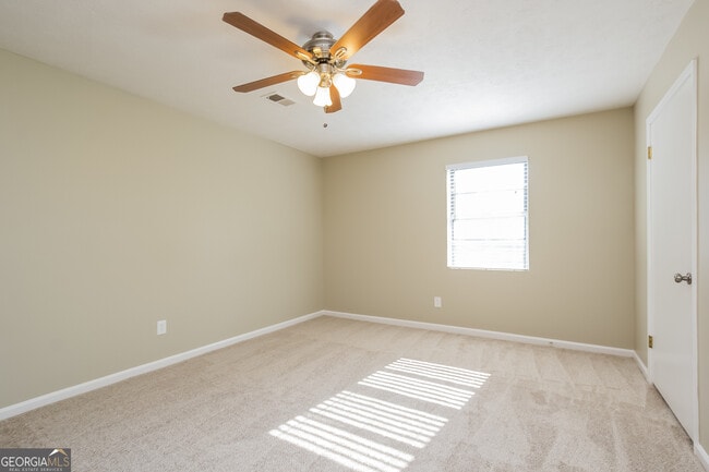 Building Photo - 3790 Creekview Cir