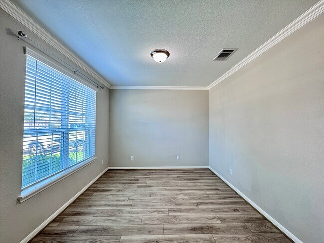 Building Photo - 24331 Bludana Ln