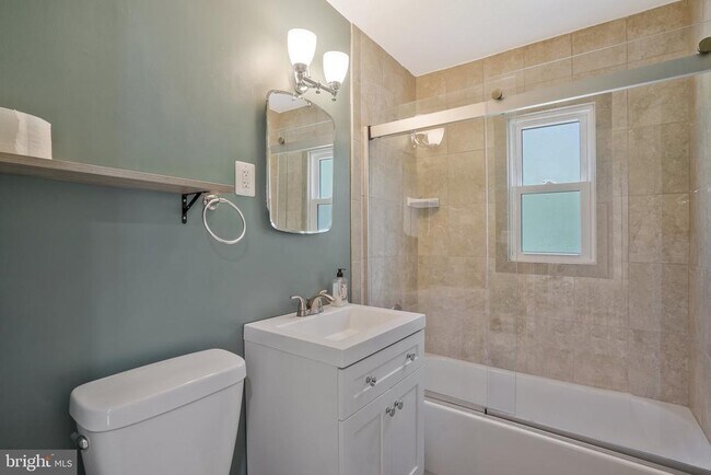 Building Photo - 6024 Rixey Dr