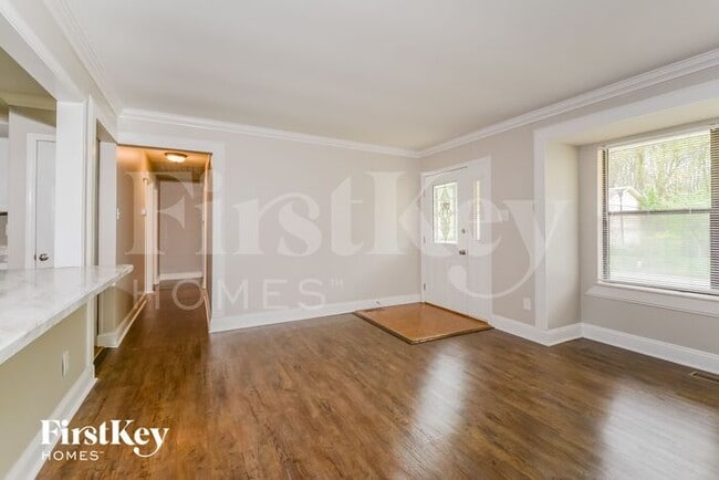 Building Photo - 5854 Blackberry Dr