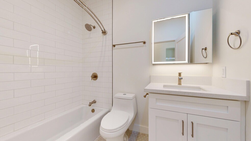 Building Photo - 5133 W 21st St