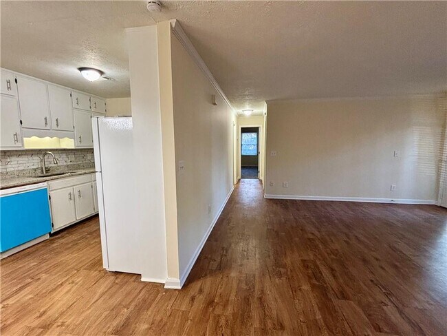 Building Photo - 1579 Harbins Rd NW