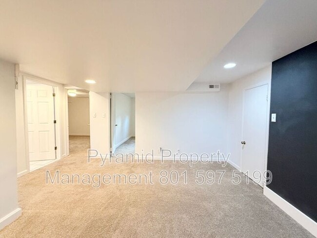 Building Photo - 345 W 1300 N