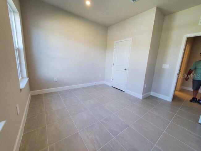 Building Photo - 16855 Castoro Dr