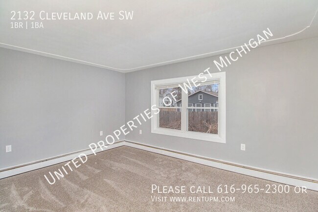 Building Photo - 2132 Cleveland Ave SW