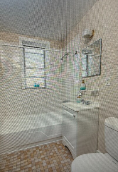 Building Photo - 317 William St