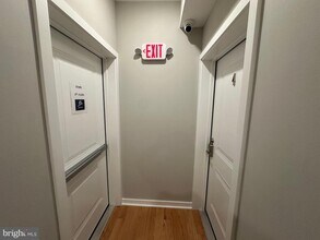 Building Photo - 914 W Susquehanna Ave