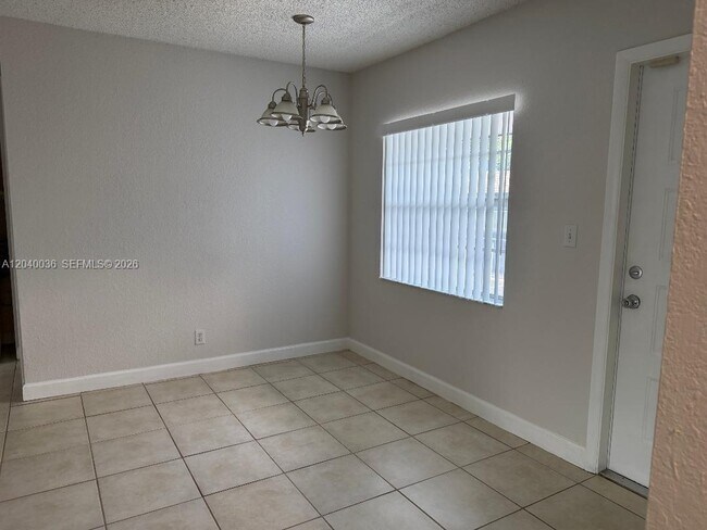 Building Photo - 4767 NW 9th Dr