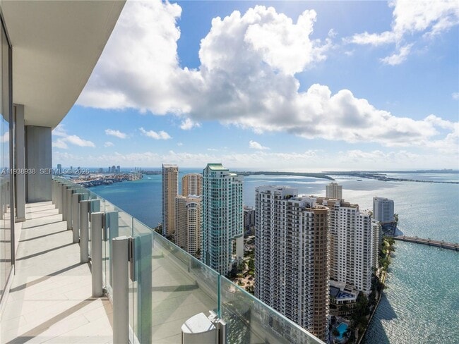 Building Photo - 300 Biscayne Blvd Way